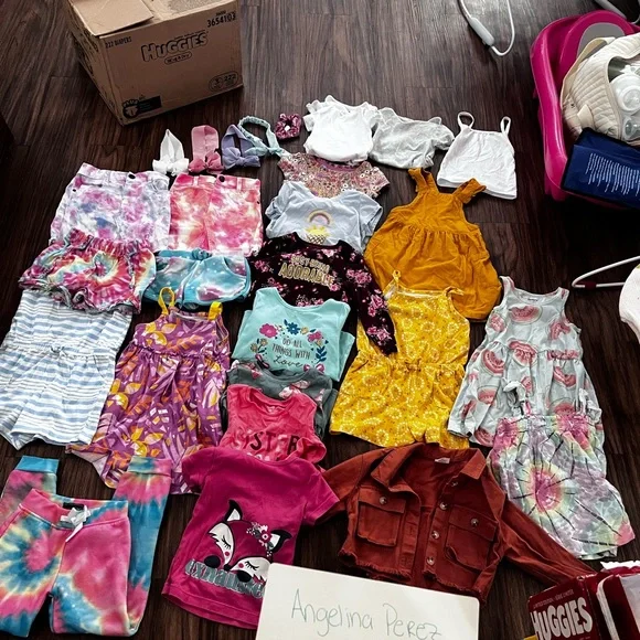 Declutter sale! Selling everything pictured. Clothes range premie-3T - Picture 10 of 10